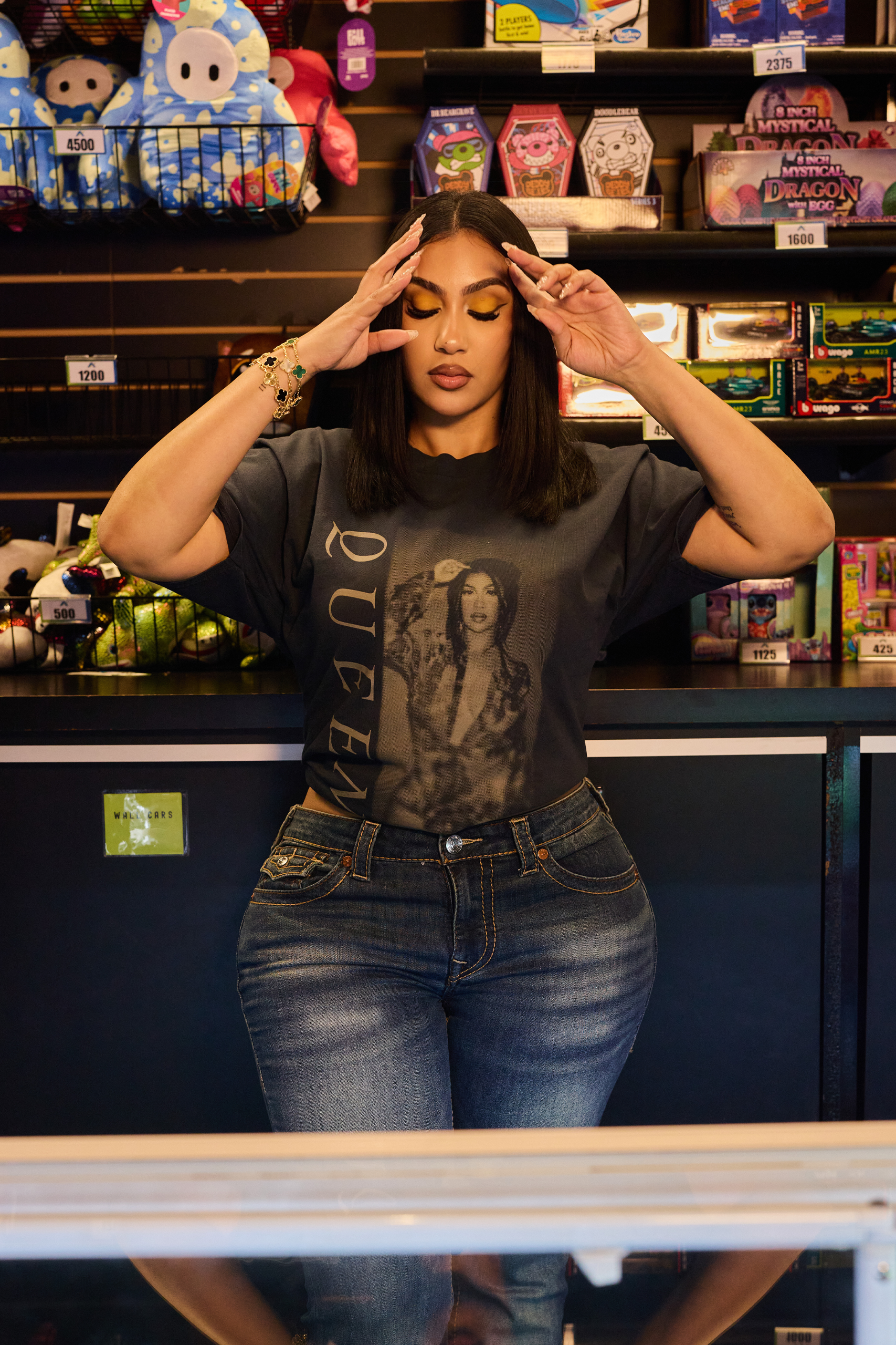 PUT IT ON (EAT) VINTAGE TEE